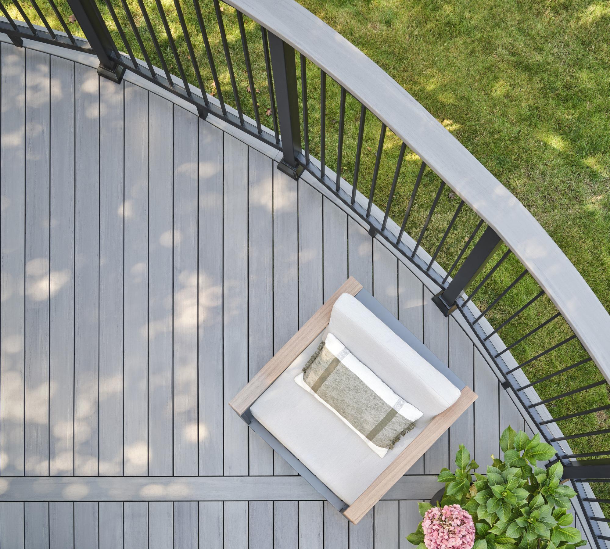 TimberTech CastleGate Landmark Collection Decking APVC Beauty Overhead 01 MAIN v1 1